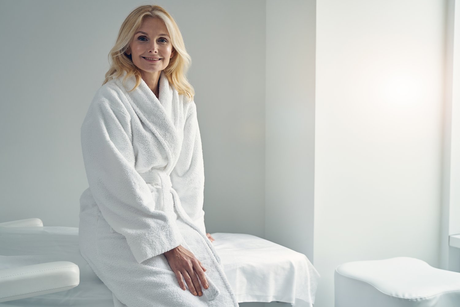 Jak wybrać odpowiedni szlafrok do SPA? Przewodnik zakupowy