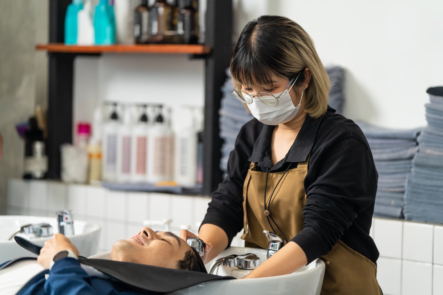Jakie są wymagania sanitarno-epidemiologiczne dla salonów beauty?